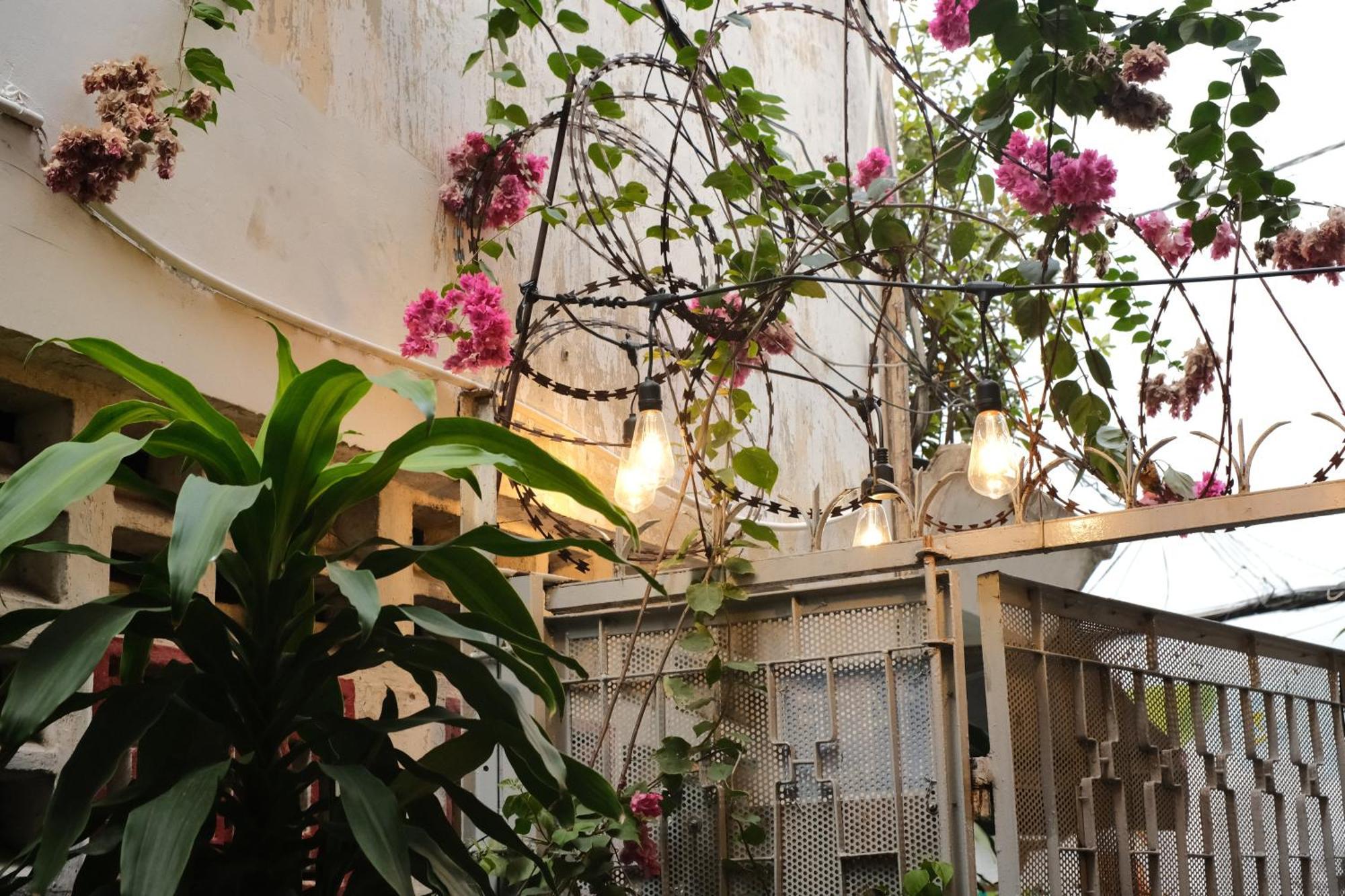 A Little Saigon Hotel - Bui Vien Walking Street Ho Chi Minh City Exterior photo