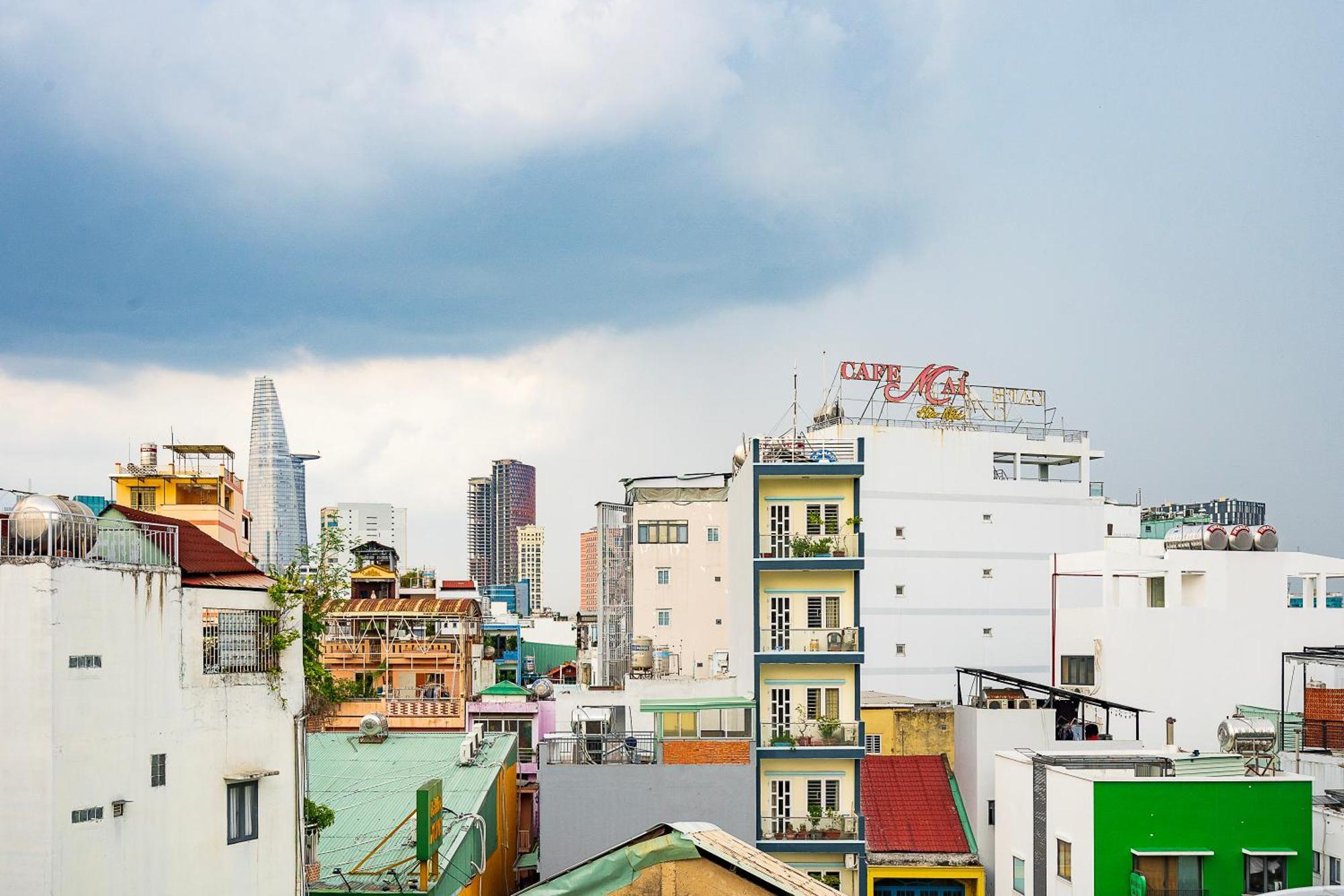 A Little Saigon Hotel - Bui Vien Walking Street Ho Chi Minh City Exterior photo