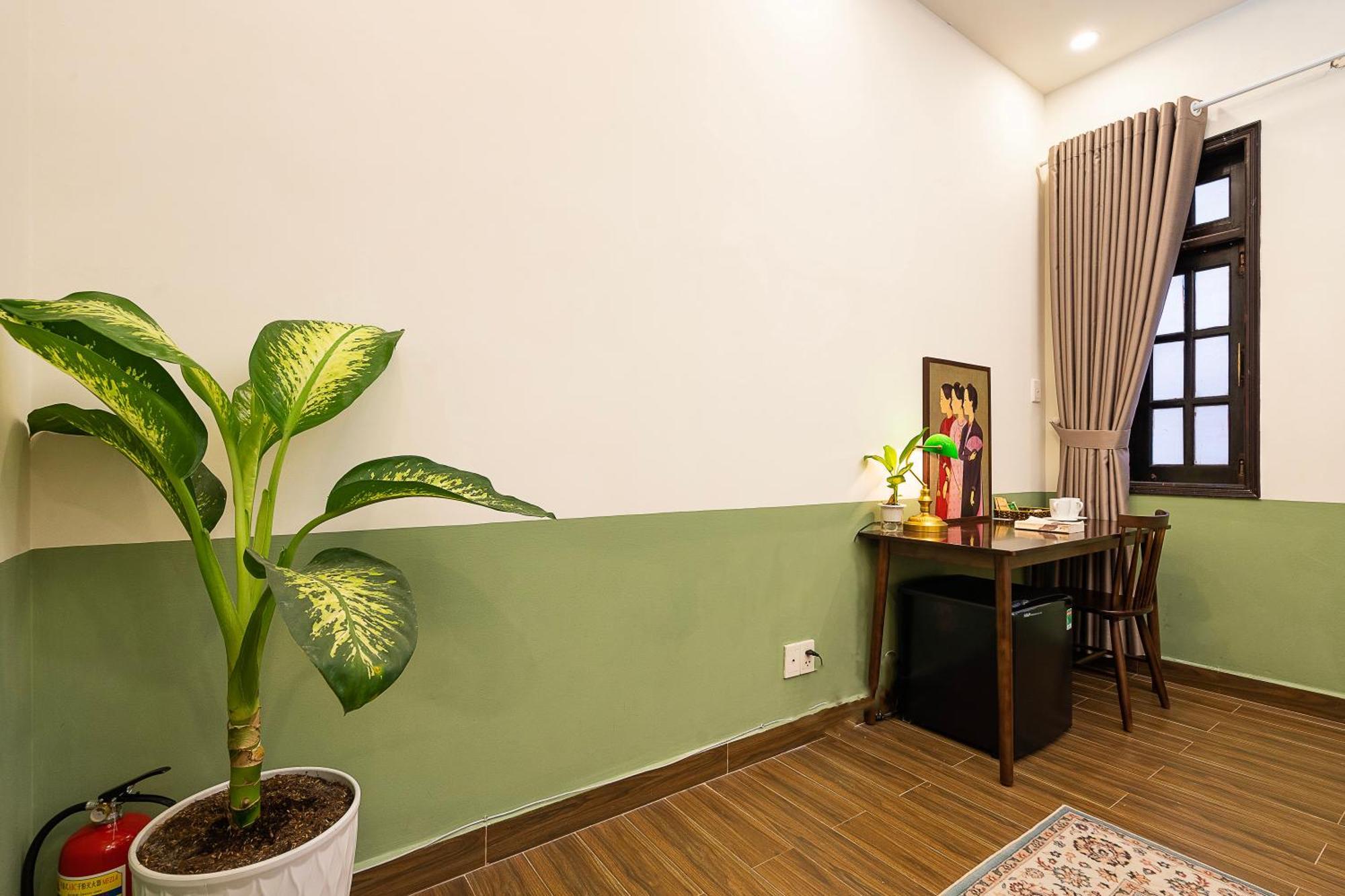 A Little Saigon Hotel - Bui Vien Walking Street Ho Chi Minh City Exterior photo