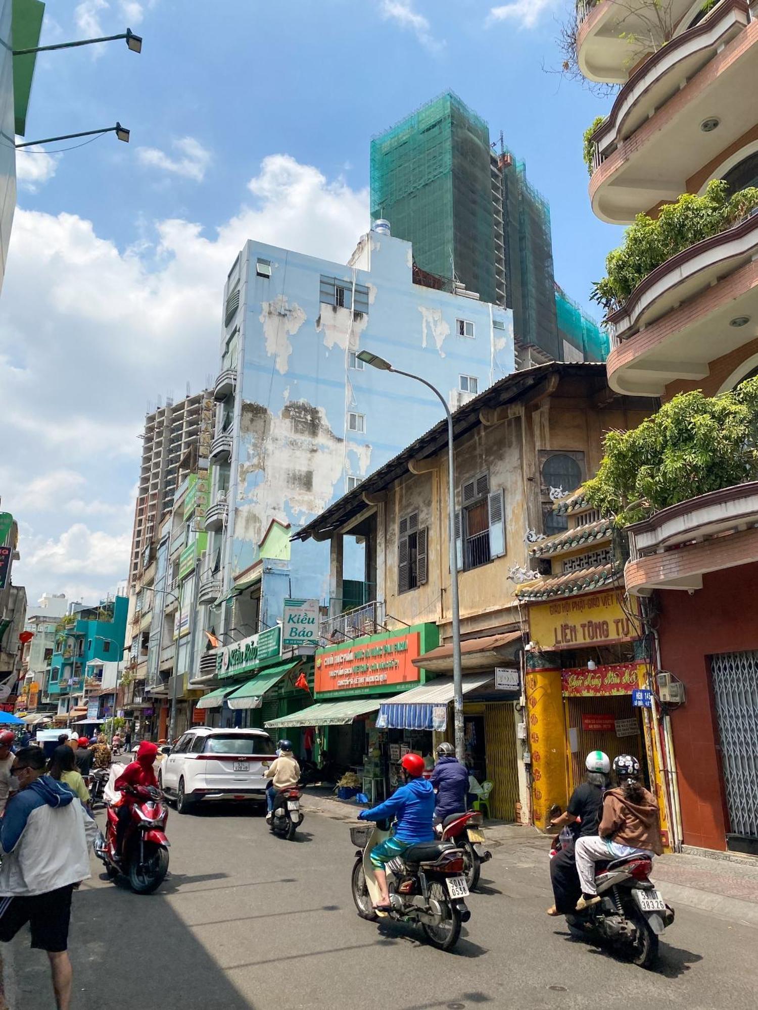 A Little Saigon Hotel - Bui Vien Walking Street Ho Chi Minh City Exterior photo