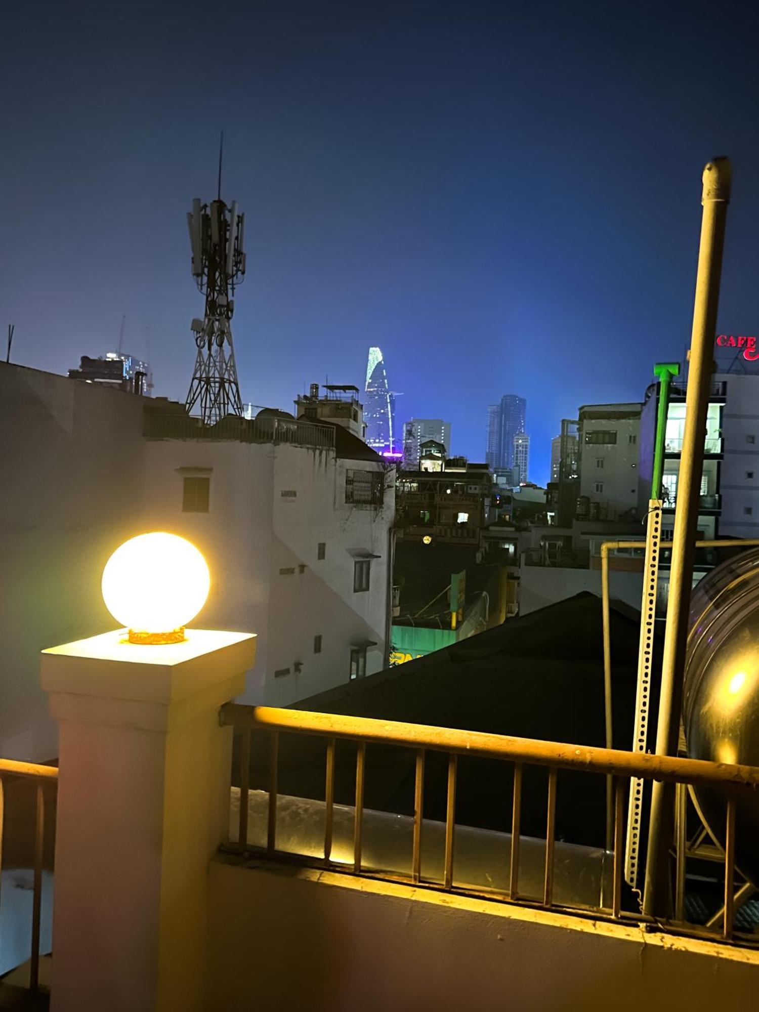 A Little Saigon Hotel - Bui Vien Walking Street Ho Chi Minh City Exterior photo